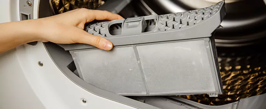 Signs Of A Clogged Dryer Lint Trap in Falls Church, North Carolina